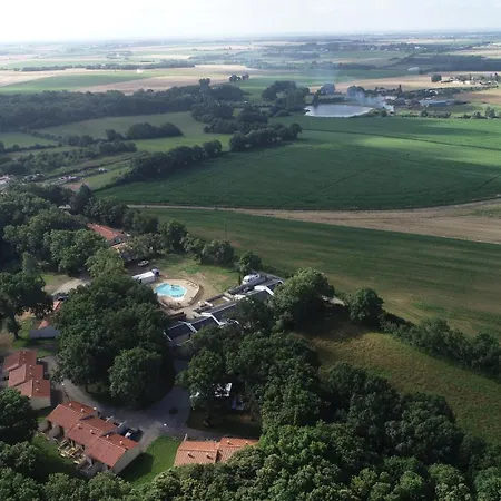 Prázdninový areál Joli Tiny En Foret Au Village *