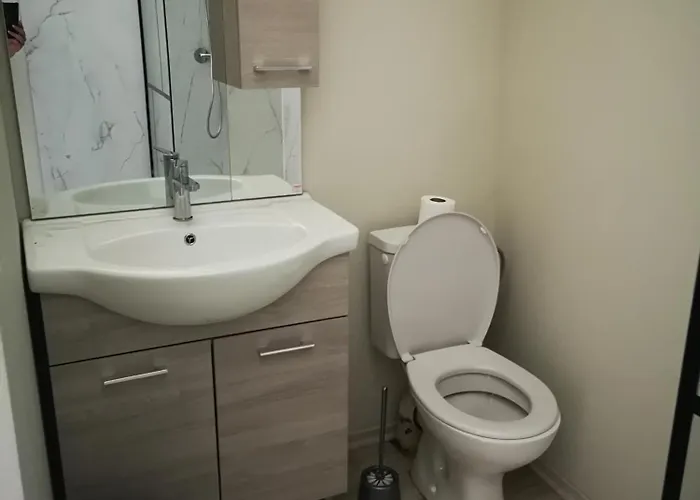 Holiday park Joli Tiny En Foret Au Village